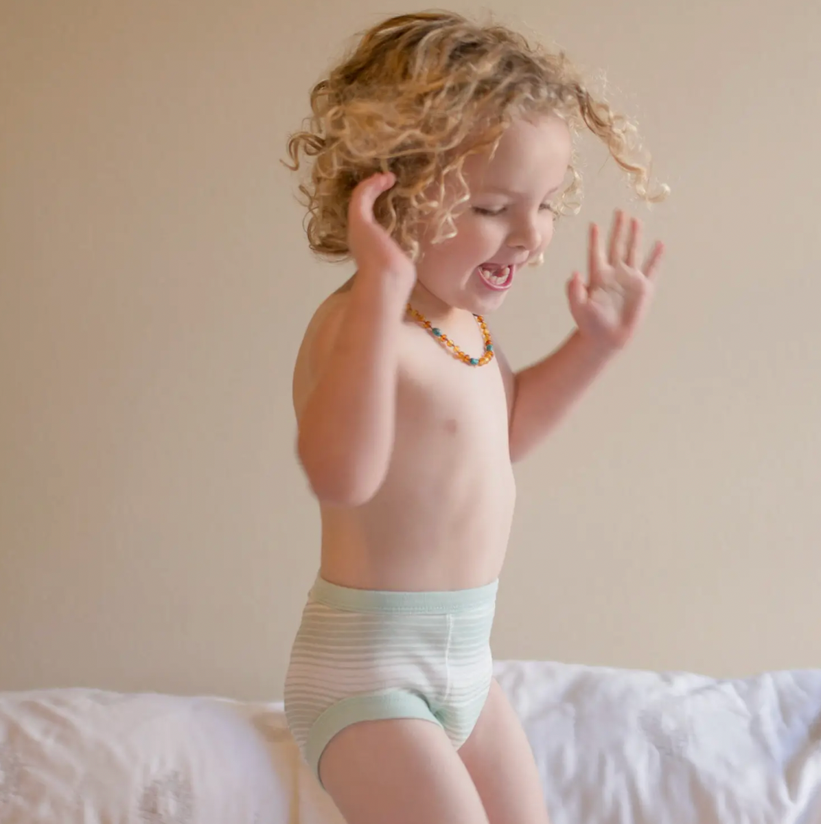 Baby Girl Reusable Absorbent Training Underwear – ECHO VERDE